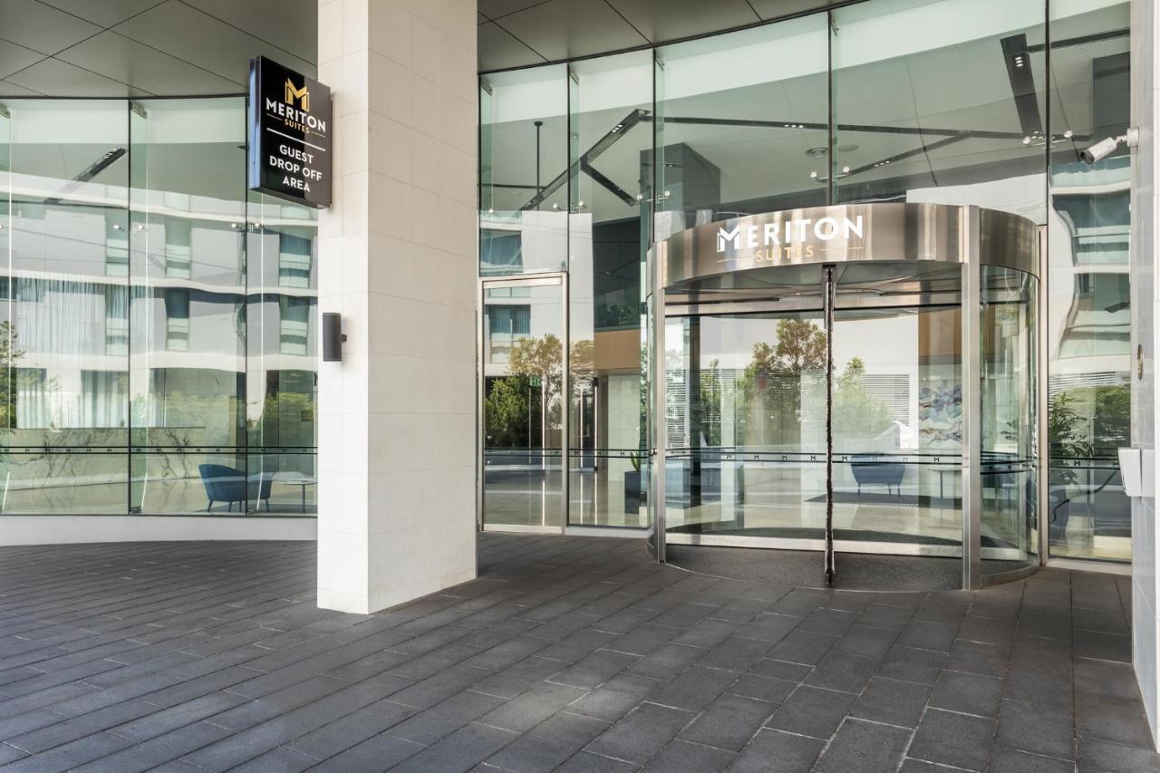 Meriton Suites Mascot Central Sydney Exterior photo Meriton Suites Chatswood