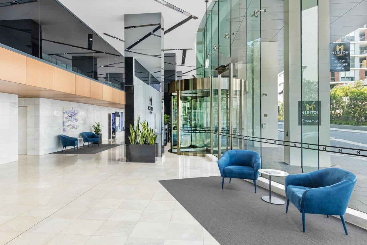 Meriton Suites Mascot Central Sydney Exterior photo The lobby of the new building