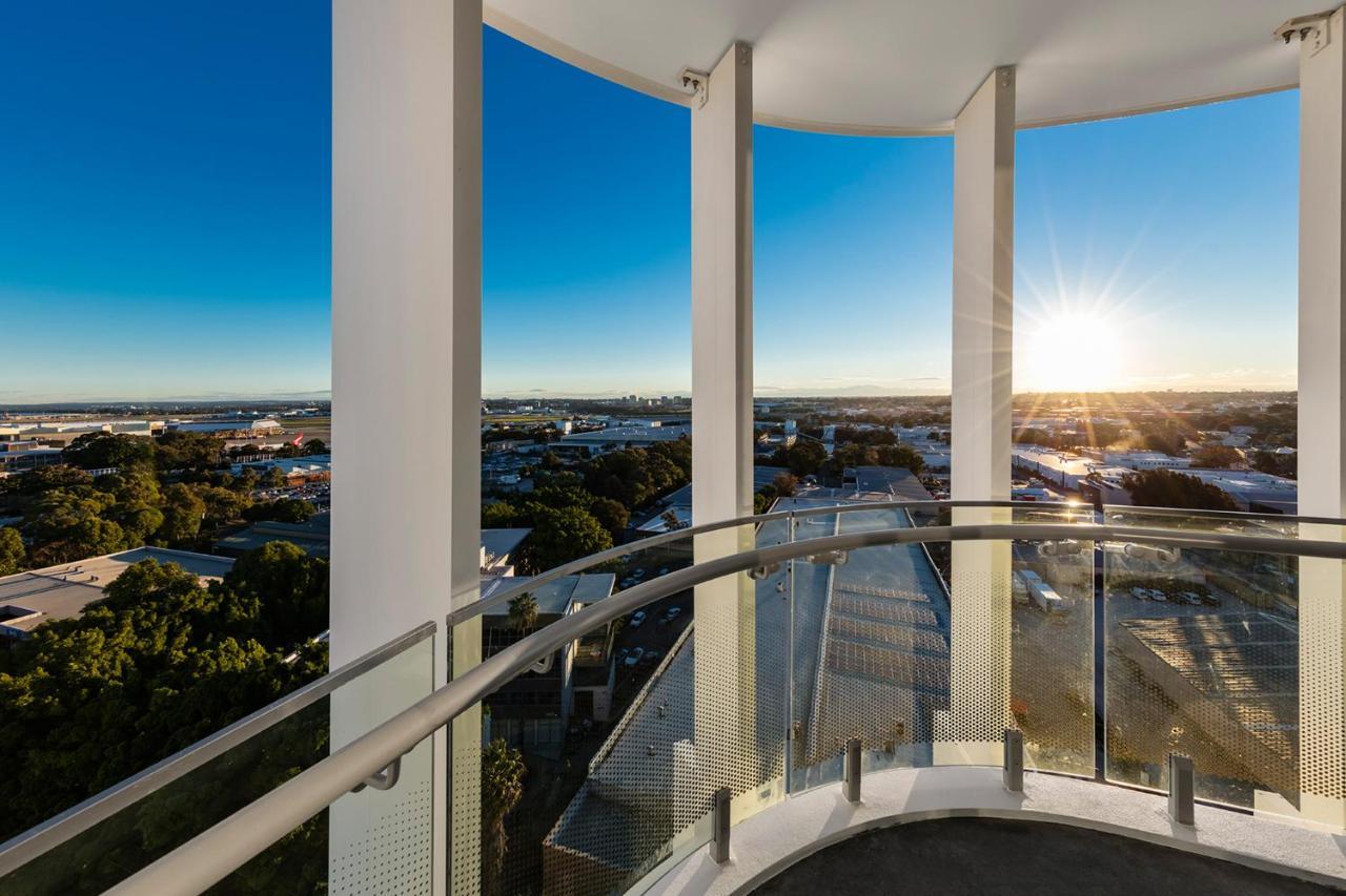 Meriton Suites Mascot Central Sydney Exterior photo The view from the 20th floor of the tower